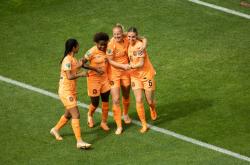 开云体育下载-关于荷兰女足红红火火，百折不挠向前冲的信息