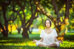 开云平台-绿茵场上的乒乓战魂，当德国队鏖战葡萄牙，马龙精神照亮赛场