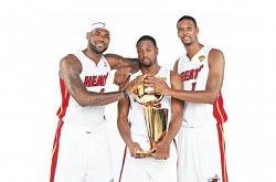 开云足球直播-深圳队险胜太阳，福克斯带队取胜，一场定义坚韧的比赛