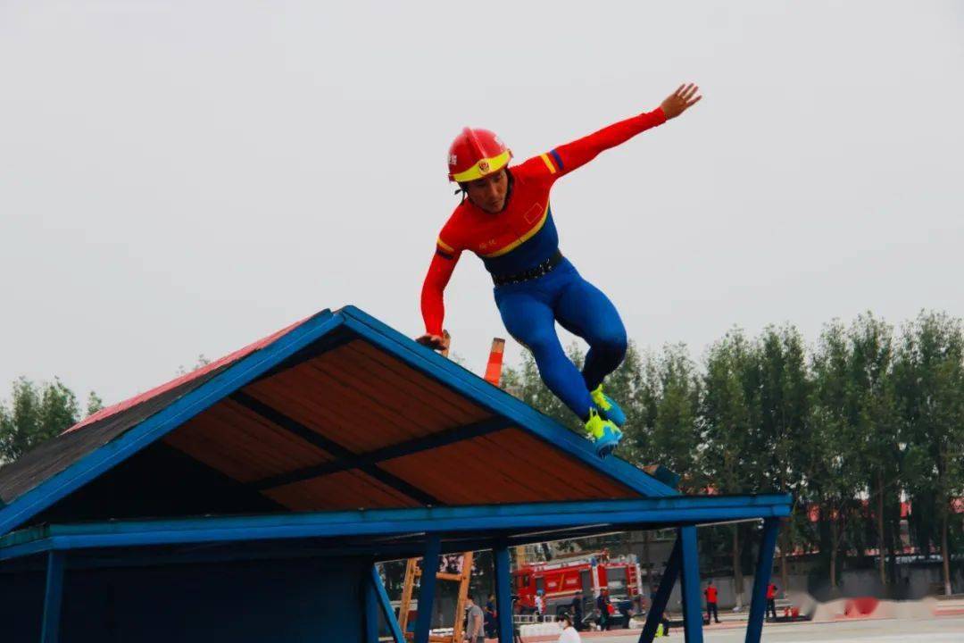 关于湖南队全体出击,声名大噪,荣登榜首的信息 关于湖南队全体出击,声名大噪,荣登榜首的信息