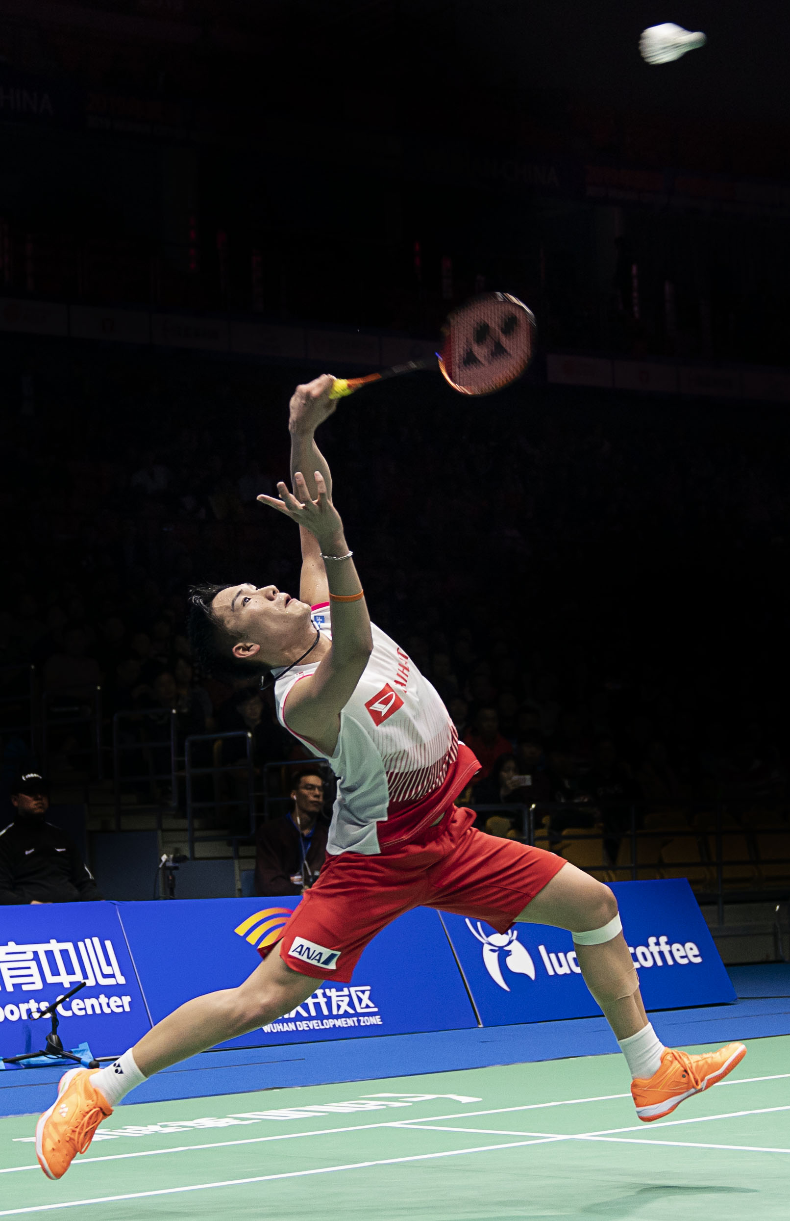 丹麦羽毛球队横扫日本羽毛球队，桃田贤斗打破历史纪录的简单介绍