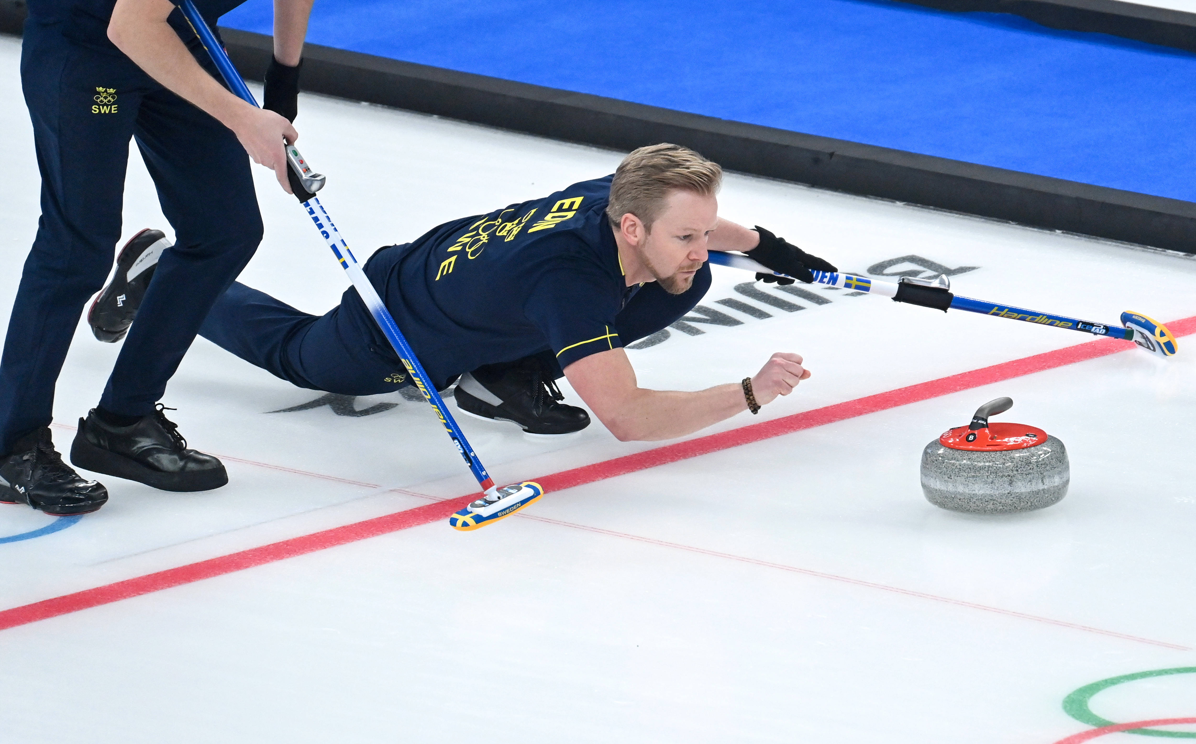 阿根廷冰壶队激战瑞士取得意外胜利