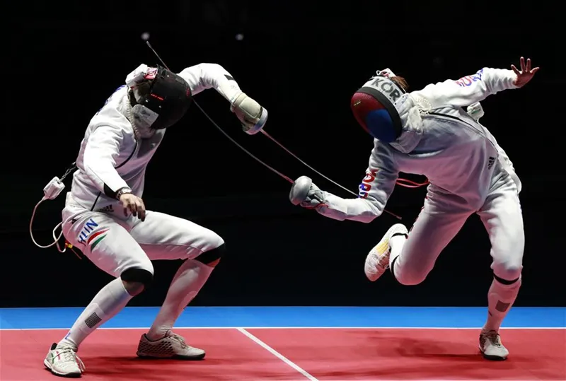 包含欧预赛比赛中球员们展现出顽强拼搏的精神的词条