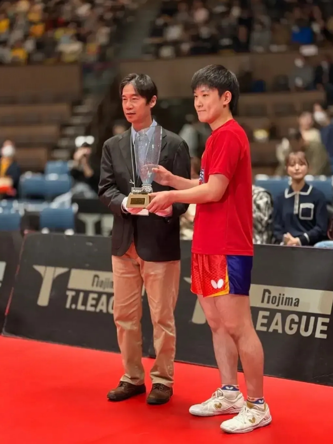 比利时乒乓球队爆冷日本乒乓球队，张本智和爆发神勇的简单介绍