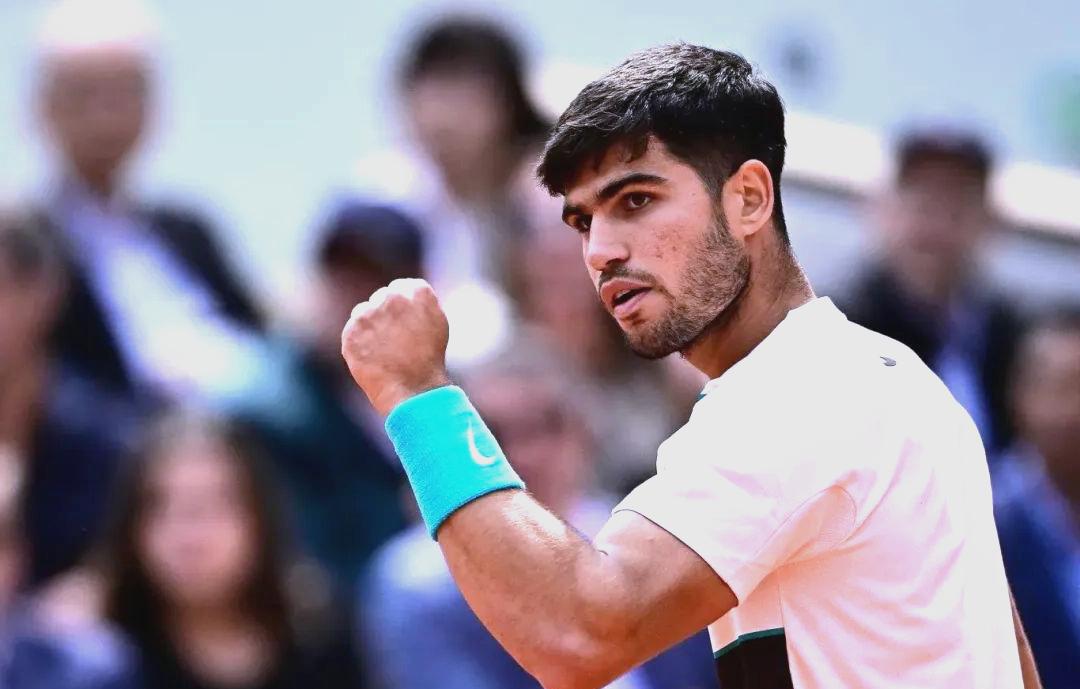 欧洲网球队绝杀西班牙网球队，阿尔卡拉斯高光表现的简单介绍