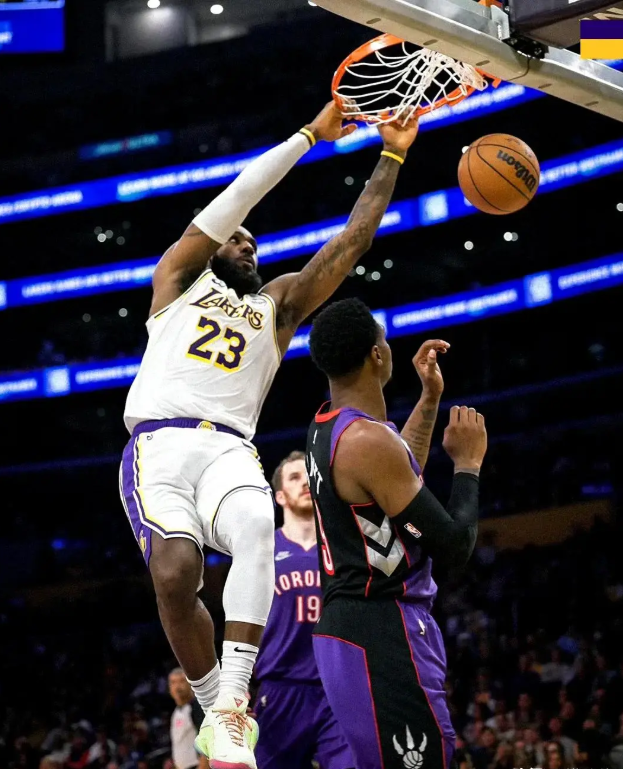 湖人B队绝杀公牛，莫兰特送出助攻的简单介绍