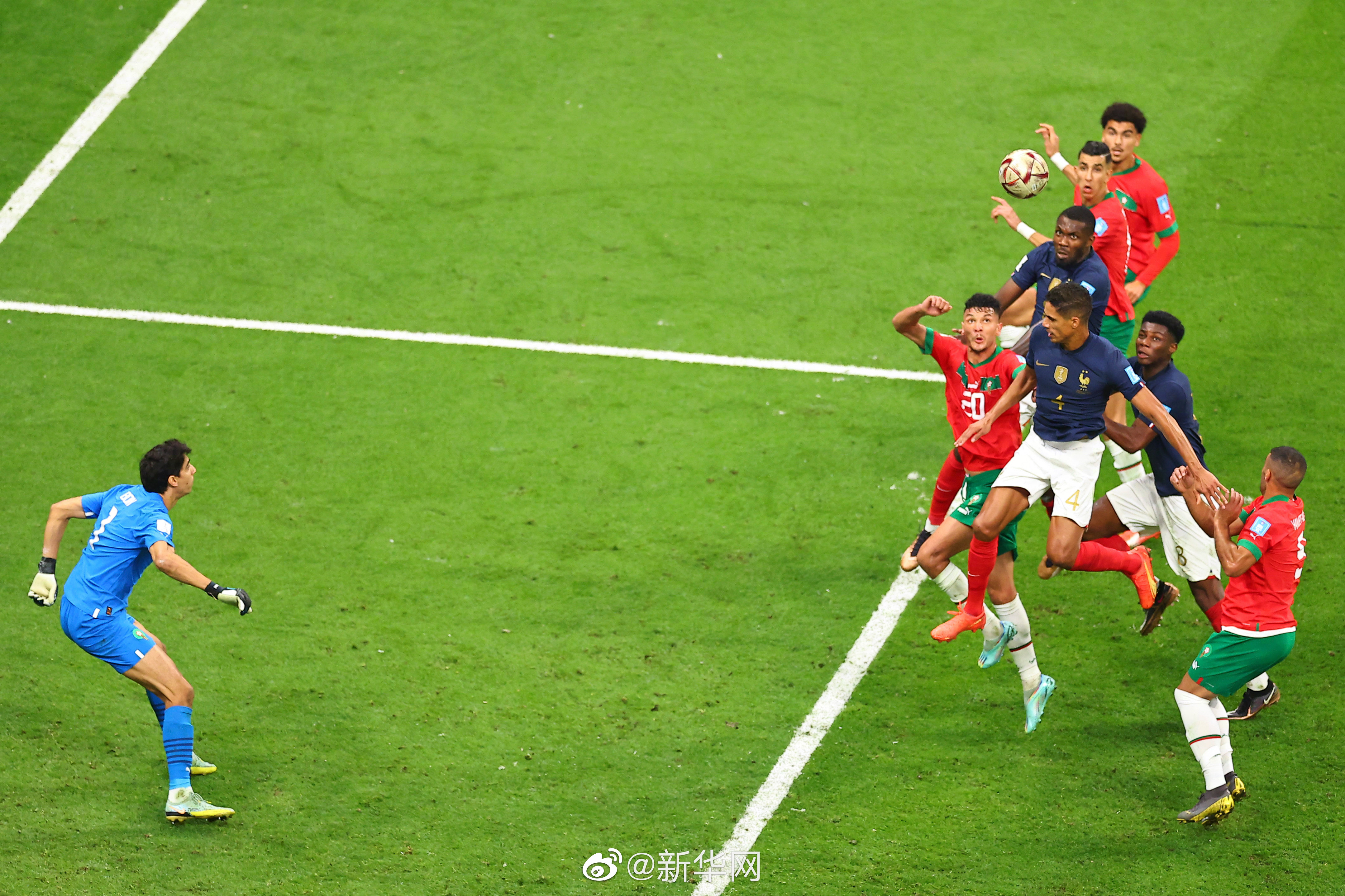 包含法国鏖战摩洛哥，布鲁诺统治全场的词条