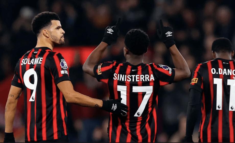 利物浦客场逆转维拉，继续领跑积分榜的简单介绍