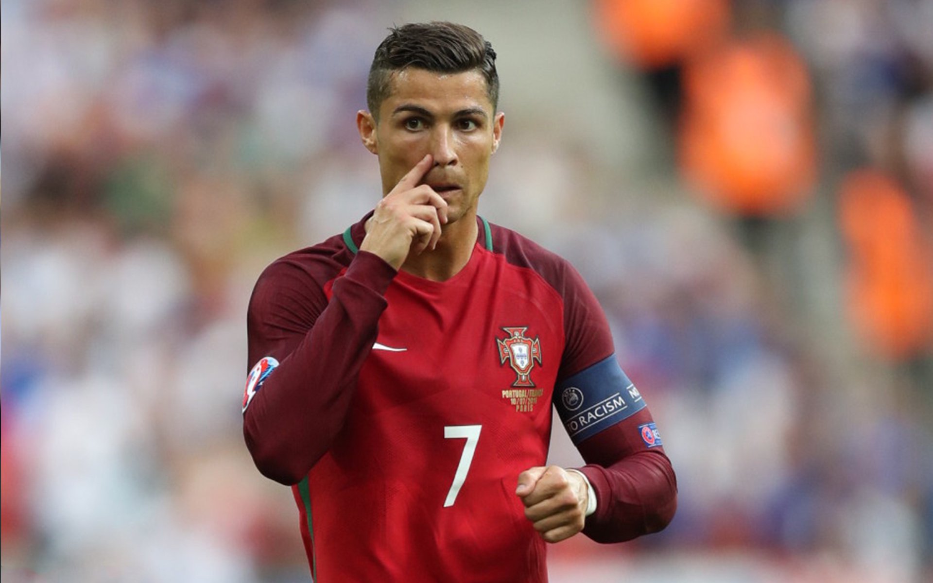 从篮球场到绿茵场,当季后赛抢七的窒息感遇上奥地利对马里的战术压制