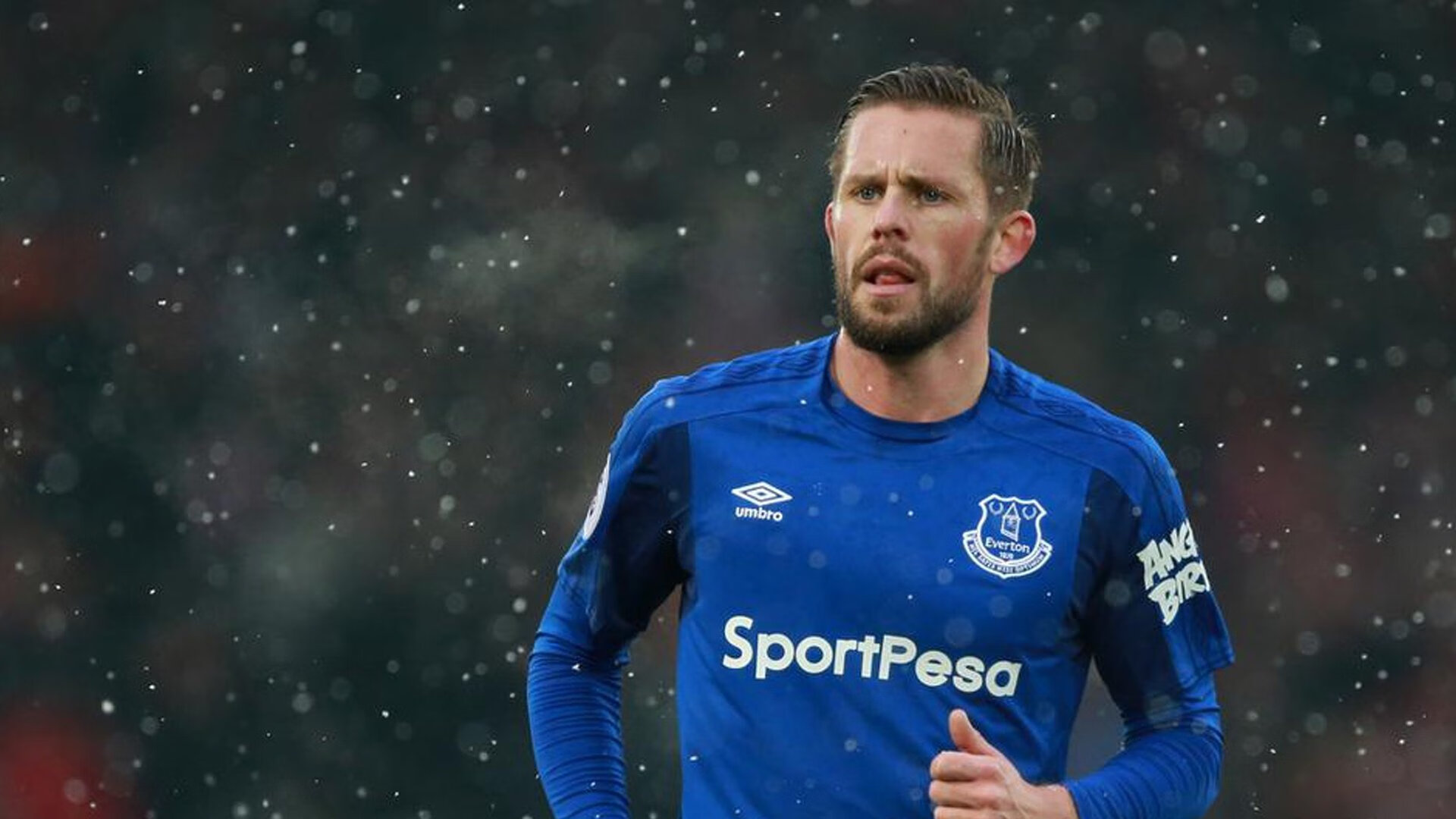 绝境中的凤凰涅槃，石宇奇领衔马来西亚队惊天逆转丹麦，羽坛新传奇诞生